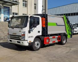  8方江淮纯电动压缩垃圾车